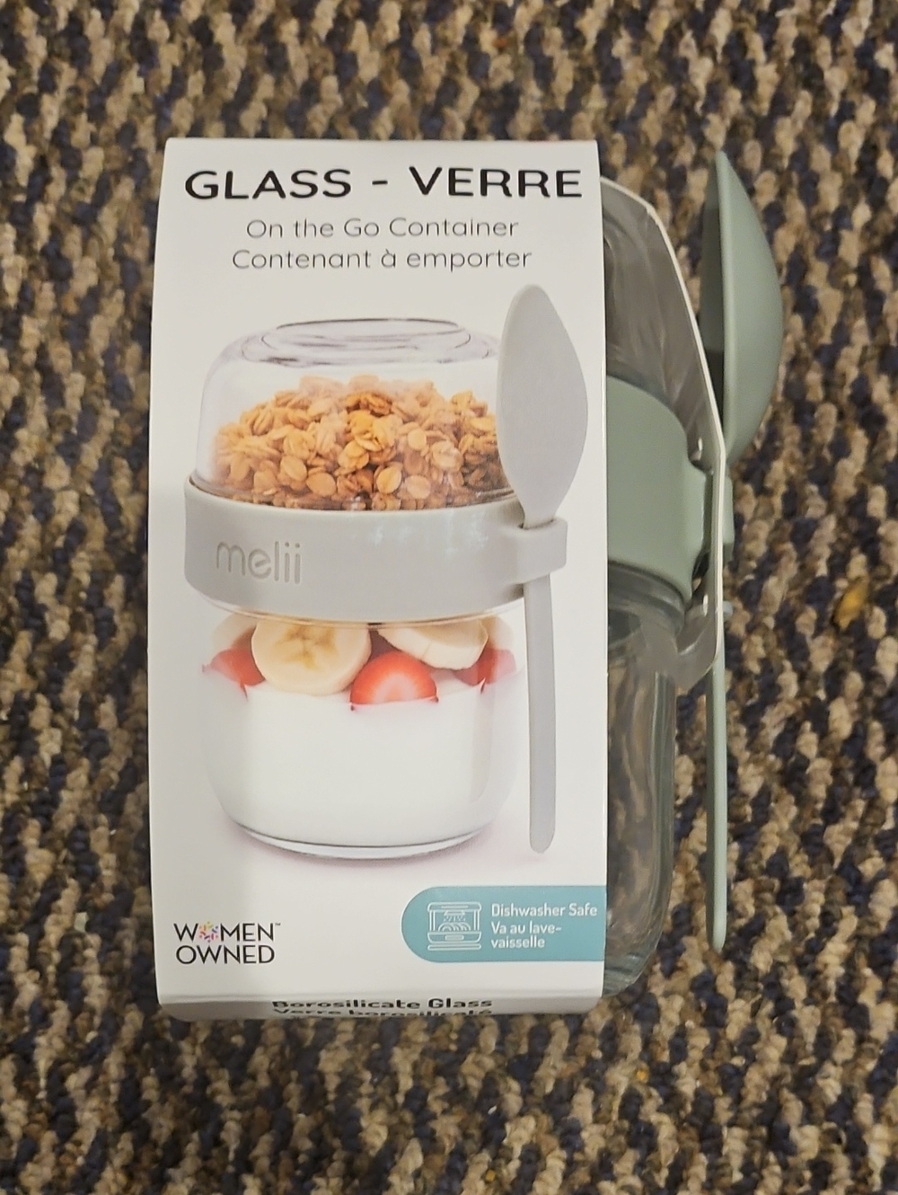 Glass On-The-Go Container in Sage Green